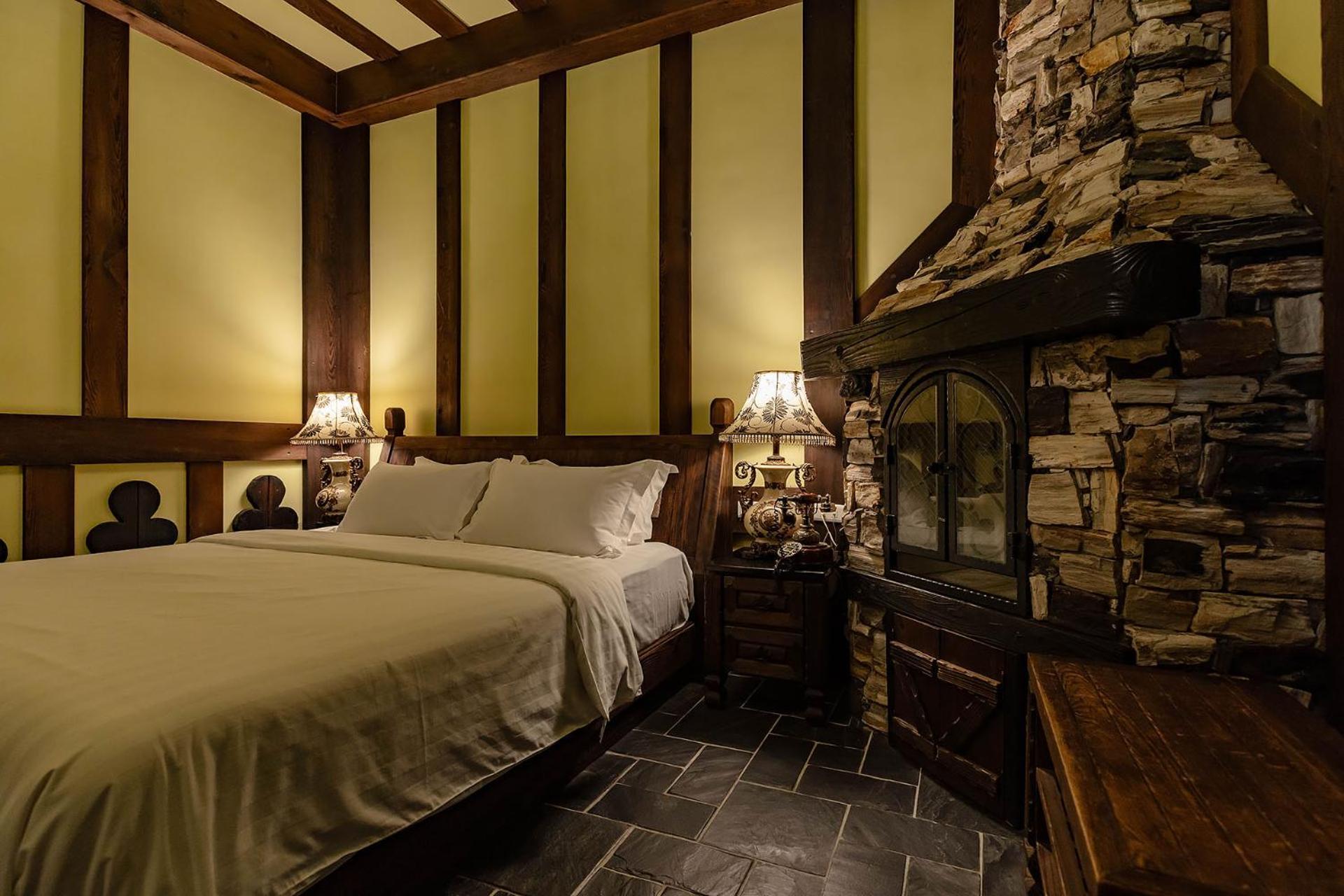 Tudor Dynasty Homestay Shoufeng Exteriör bild